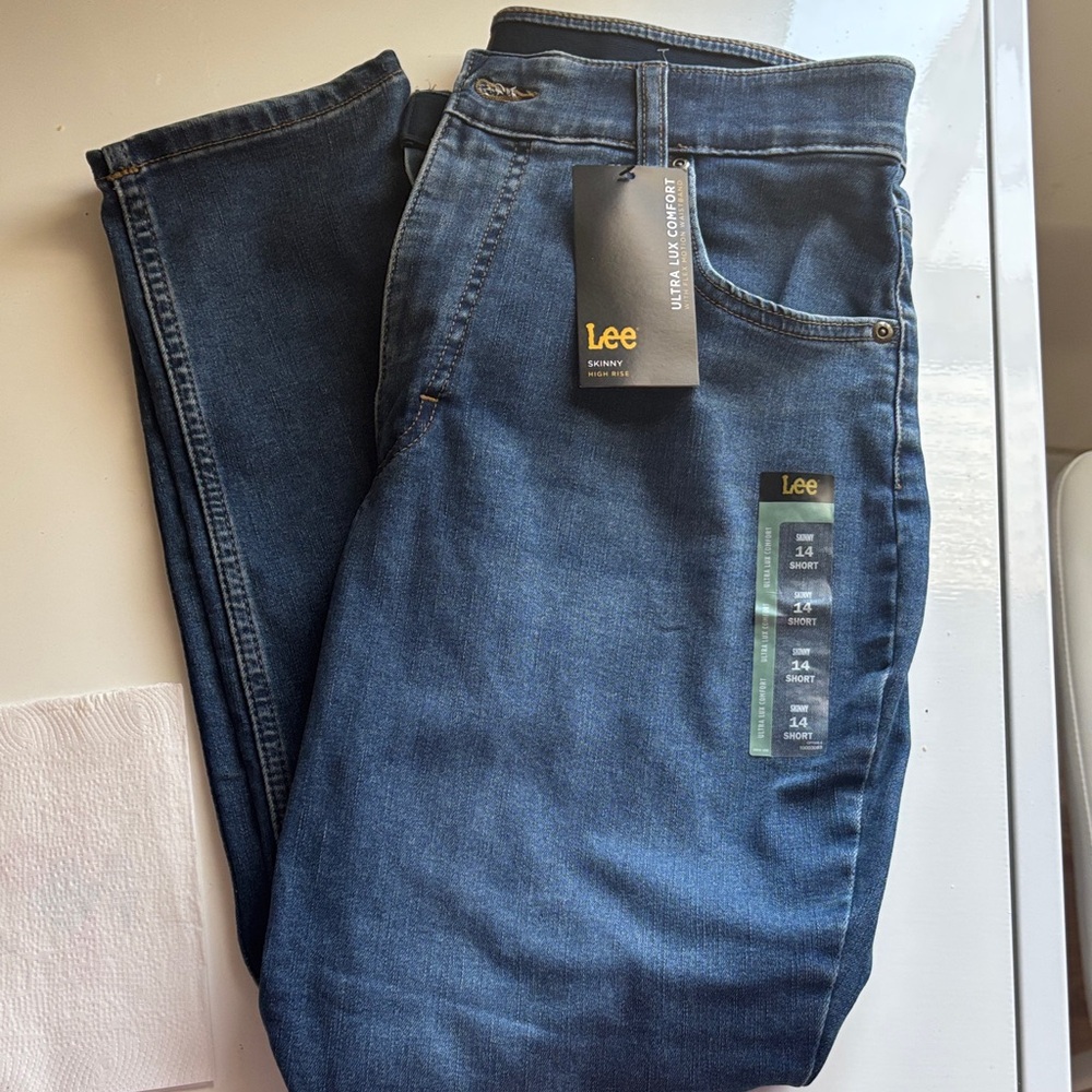 Lee Women's Dark Blue Relaxed Jeans